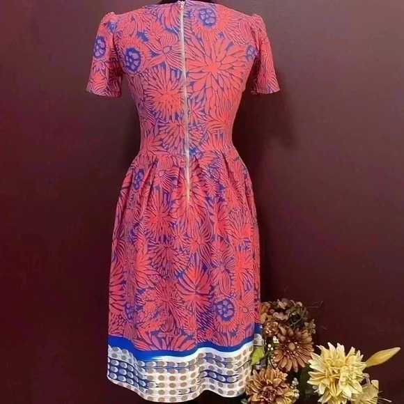 LuLaRoe XS Coral Short Sleeve Stretch Textured Skater Dress - Picture 4 of 9